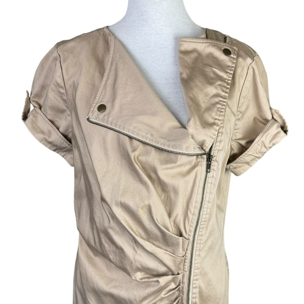Chico’s Sz 2 Picture Perfect Azalea Khaki Full Zip Ruched Knee Length Dress - Picture 3 of 12